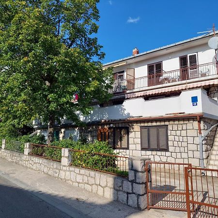 Apartman Renata Crikvenica Bagian luar foto