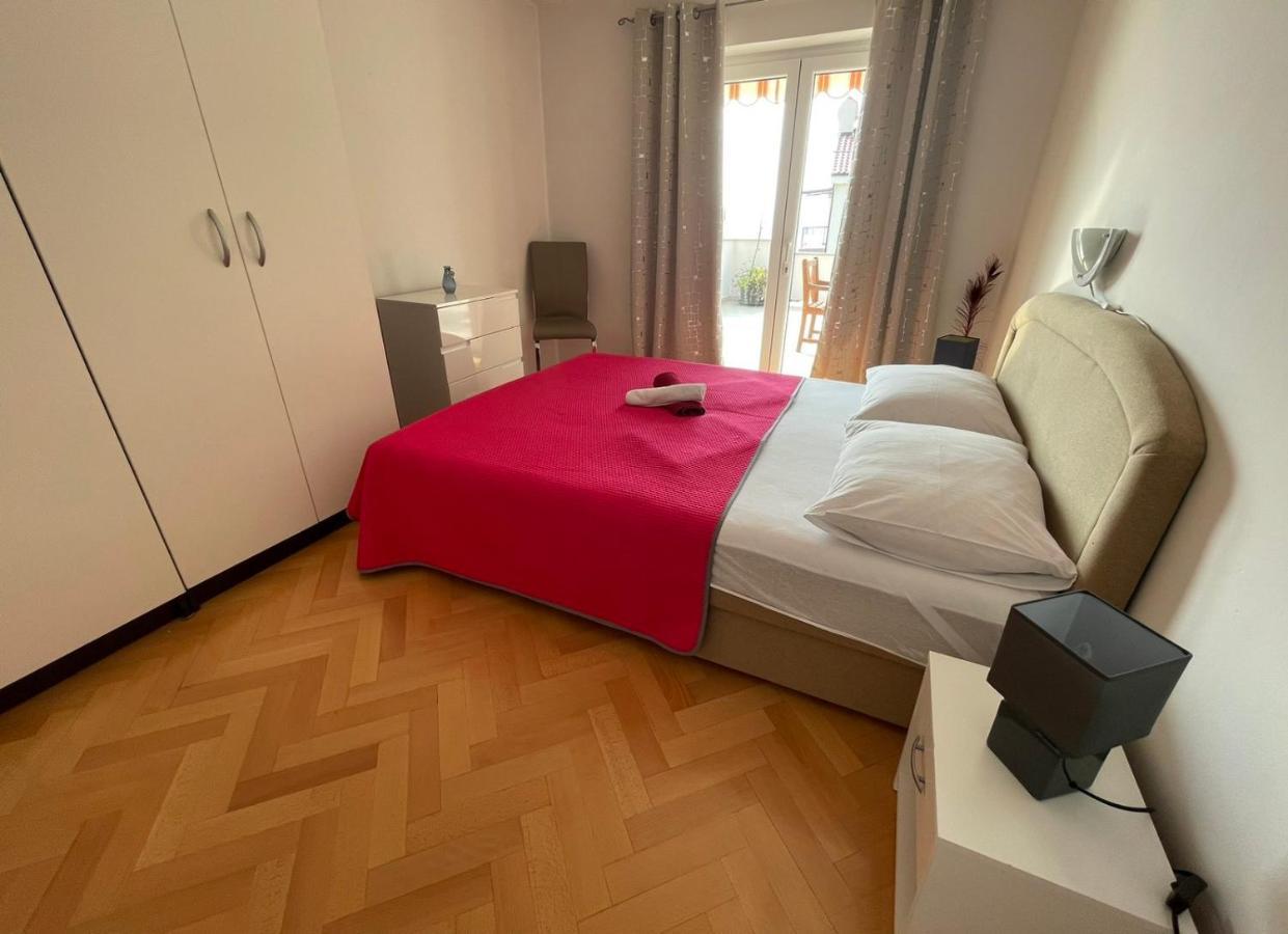 Apartman Renata Crikvenica Bagian luar foto