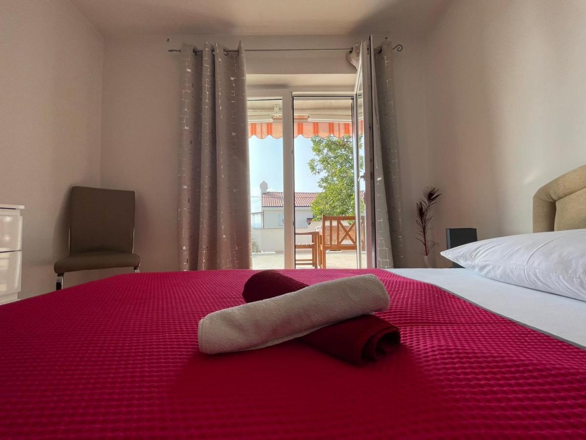 Apartman Renata Crikvenica Bagian luar foto