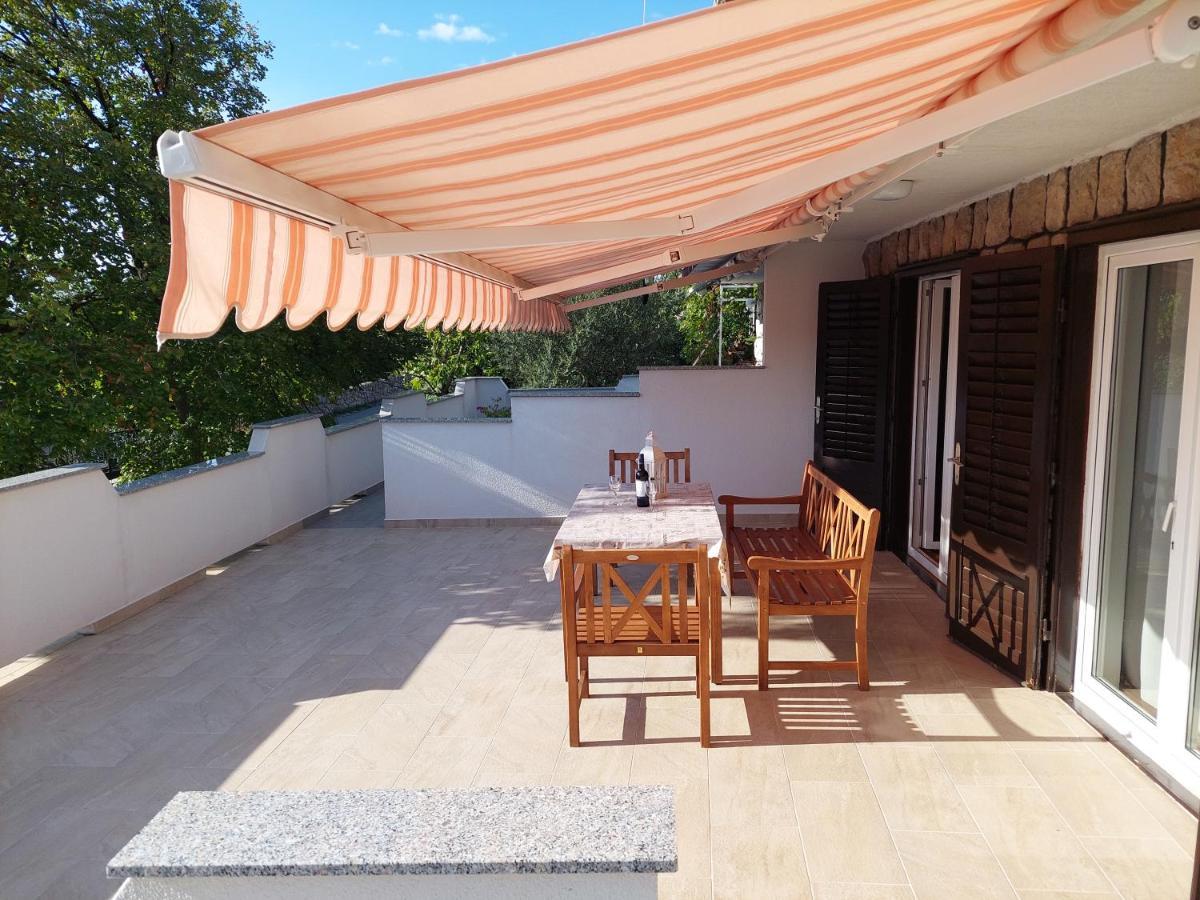 Apartman Renata Crikvenica Bagian luar foto